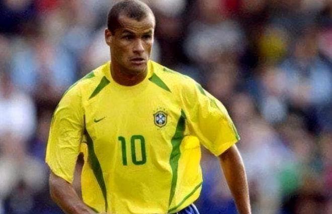 目中难以磨 目中难以磨