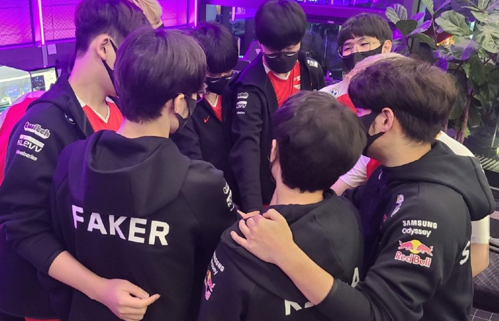 票显示八成 票显示八成